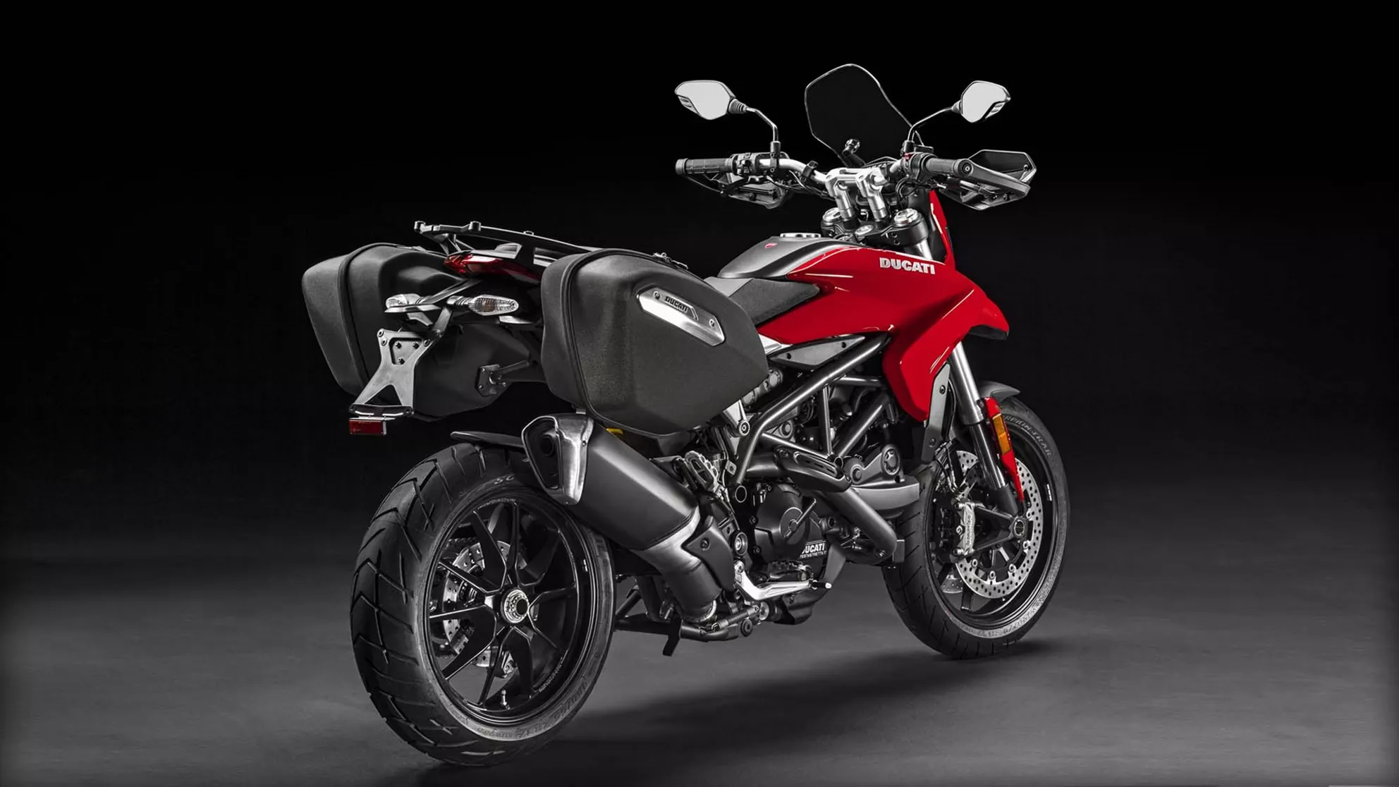 Ducati Hyperstrada 939 - Image 6 Ducati Hyperstrada 939 - Image 6